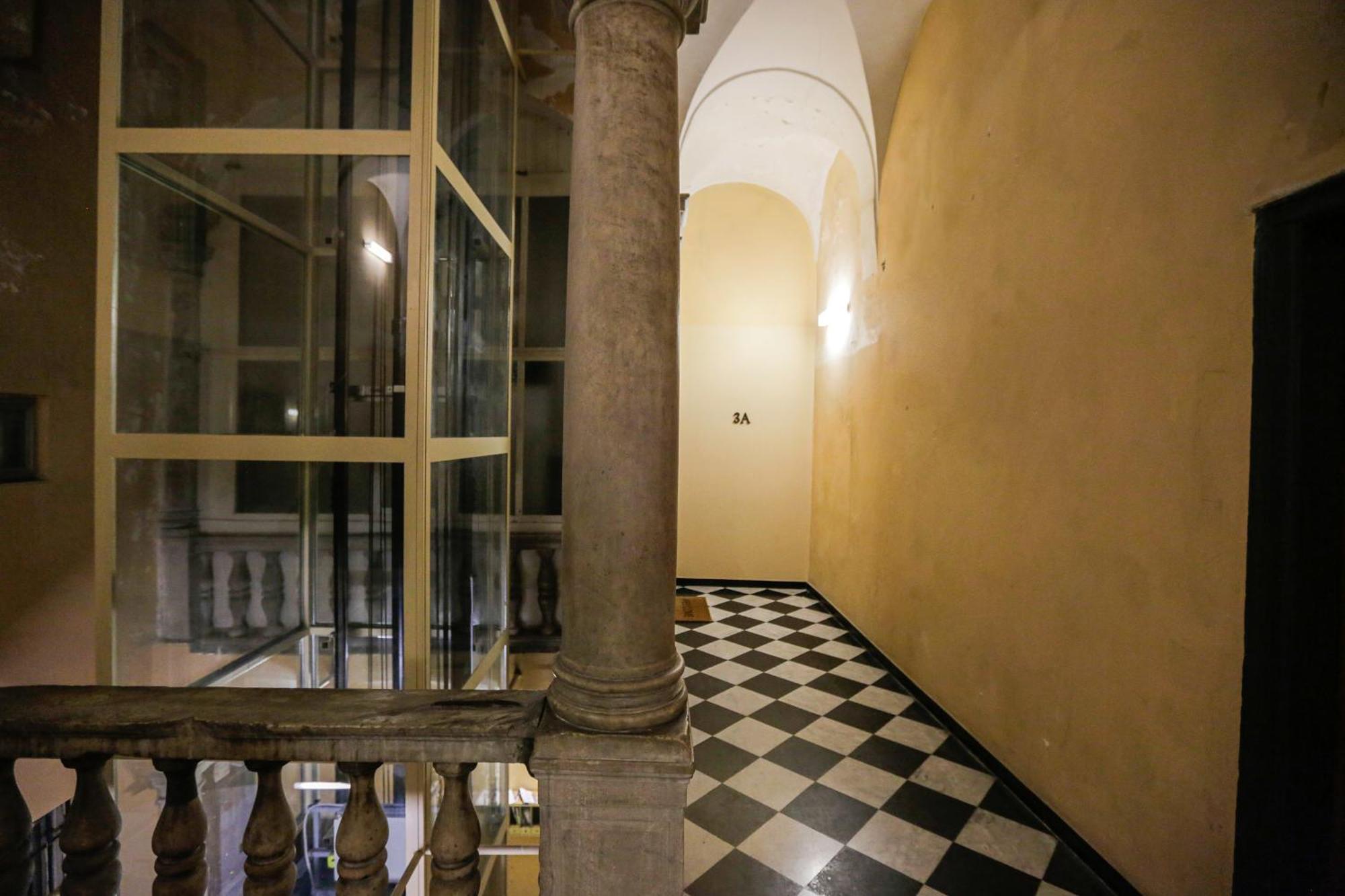 A 100m Dall'acquario Apartment